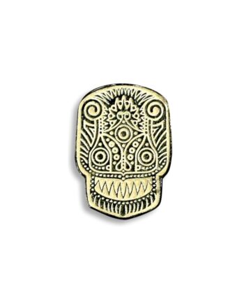enamel_pin_parchados_dientes_de_cuchillo_fotoproducto