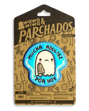parche_bordado_parchados_fantasma_wawawiwa_empaque