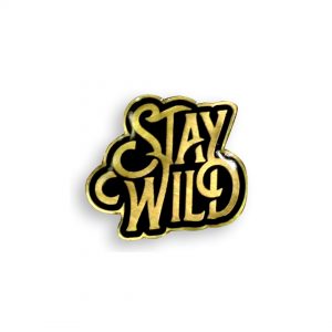 fotoproducto_pin_stay_wild_parchados