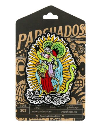 fotoproducto_parche_bordado_virgen_fink_empaque